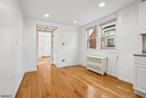 163 Maple Street West Orange NJ 07052