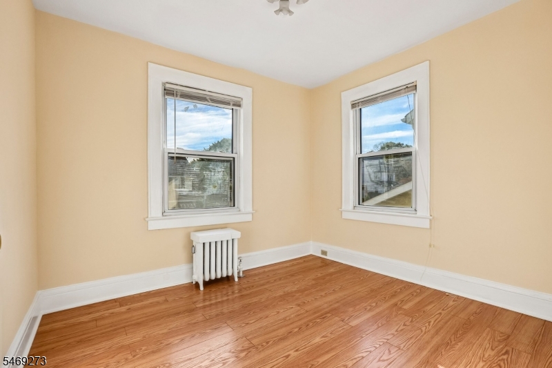 163 Maple Street West Orange NJ 07052
