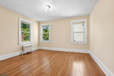 163 Maple Street West Orange NJ 07052