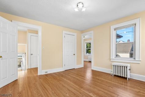 163 Maple Street West Orange NJ 07052