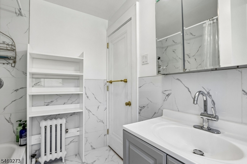 163 Maple Street West Orange NJ 07052