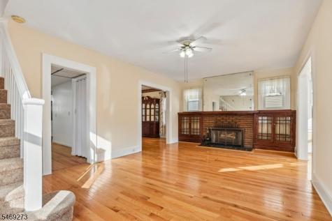 163 Maple Street West Orange NJ 07052