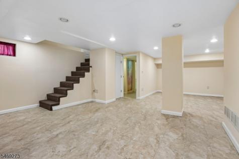163 Maple Street West Orange NJ 07052