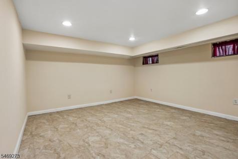 163 Maple Street West Orange NJ 07052