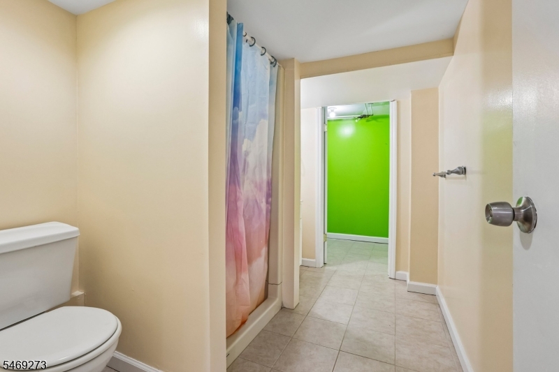 163 Maple Street West Orange NJ 07052