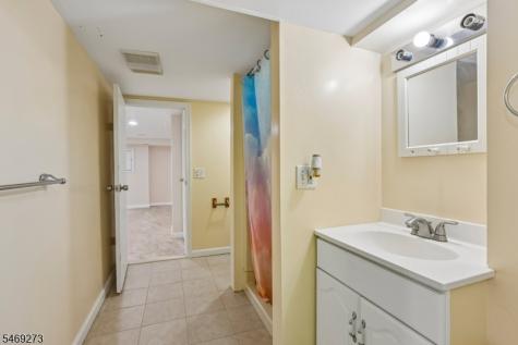163 Maple Street West Orange NJ 07052