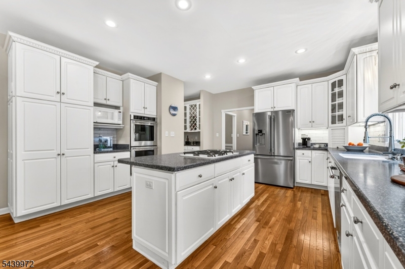 836 Atkinson Circle Hillsborough NJ 08844