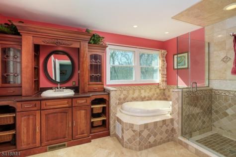 758 Ridge Road Terrace Kinnelon NJ 07405