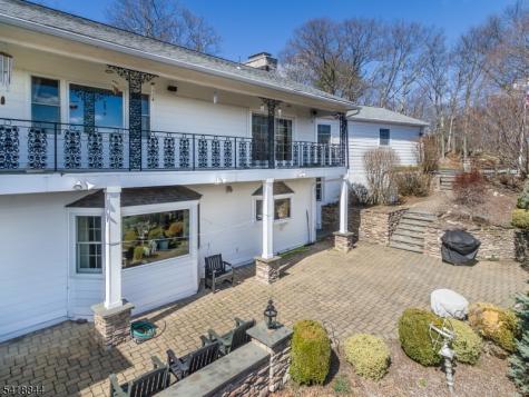 758 Ridge Road Terrace Kinnelon NJ 07405