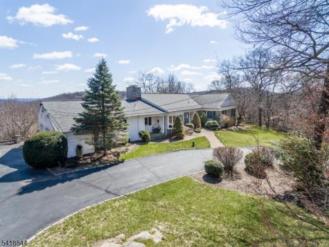 758 Ridge Road Terrace Kinnelon NJ 07405