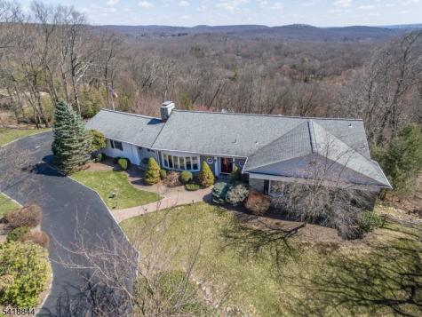 758 Ridge Road Terrace Kinnelon NJ 07405
