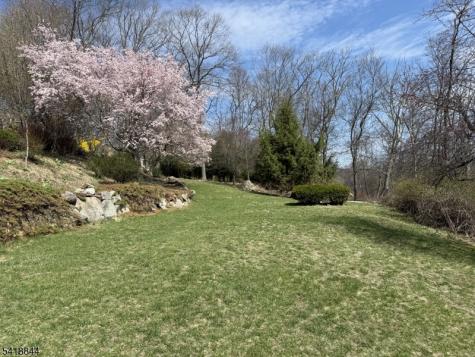 758 Ridge Road Terrace Kinnelon NJ 07405