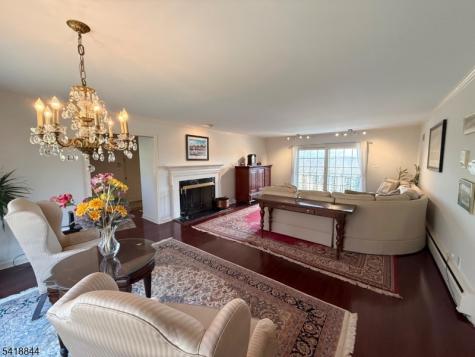 758 Ridge Road Terrace Kinnelon NJ 07405
