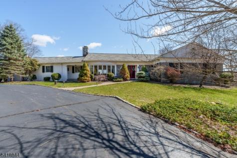 758 Ridge Road Terrace Kinnelon NJ 07405