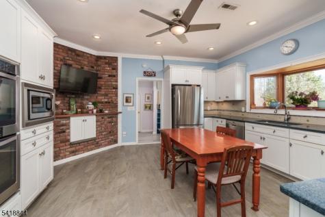 758 Ridge Road Terrace Kinnelon NJ 07405