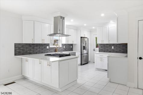 91 Seymour Terrace Piscataway NJ 08854