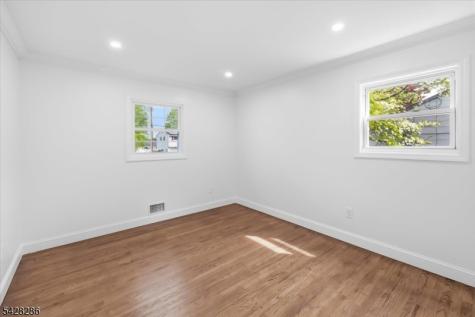91 Seymour Terrace Piscataway NJ 08854
