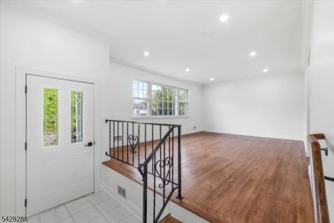 91 Seymour Terrace Piscataway NJ 08854