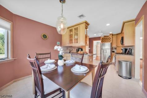 184 Andover Drive Wayne NJ 07470