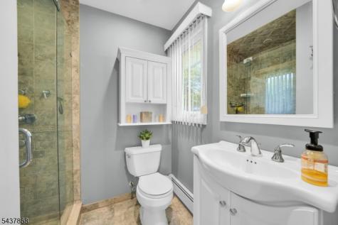 184 Andover Drive Wayne NJ 07470