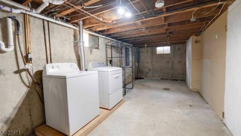 599 Lee Avenue Pohatcong NJ 08865