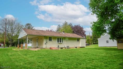 599 Lee Avenue Pohatcong NJ 08865