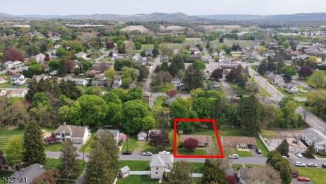 599 Lee Avenue Pohatcong NJ 08865