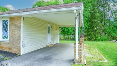 599 Lee Avenue Pohatcong NJ 08865