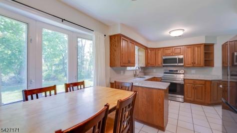 599 Lee Avenue Pohatcong NJ 08865