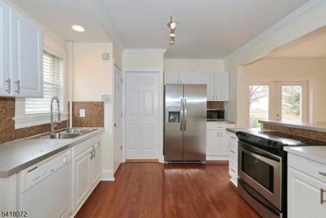 28 Glenside Avenue Summit NJ 07901