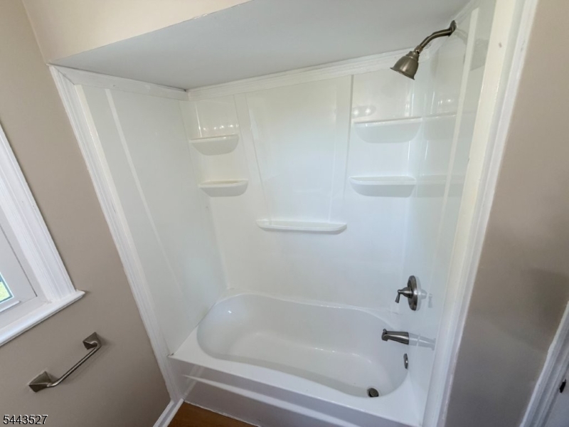 1642 Park Street Rahway NJ 07065