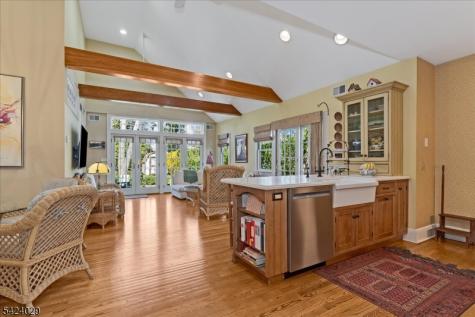 955 Summit Avenue Westfield NJ 07090