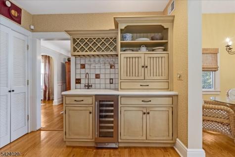 955 Summit Avenue Westfield NJ 07090