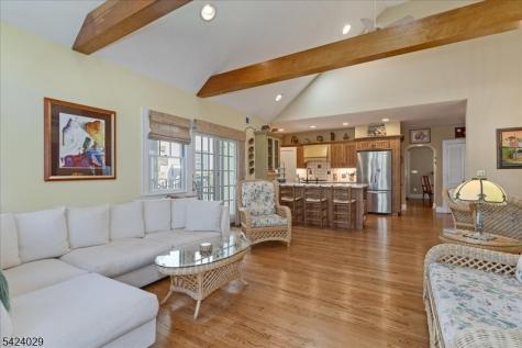 955 Summit Avenue Westfield NJ 07090