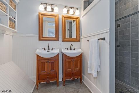 955 Summit Avenue Westfield NJ 07090