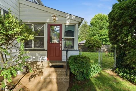 189 Tappan Avenue Belleville NJ 07109