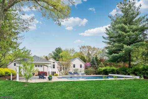 241 Grove Ramsey NJ 07446