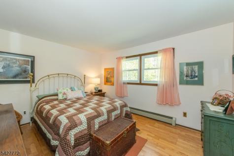 57 Lounsberry Hollow Road Vernon NJ 07461