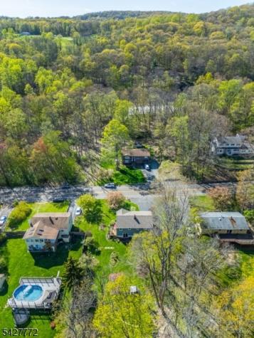 57 Lounsberry Hollow Road Vernon NJ 07461