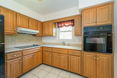 57 Lounsberry Hollow Road Vernon NJ 07461