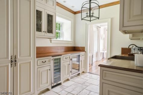 123 Highland Avenue Millburn NJ 07078