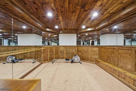 123 Highland Avenue Millburn NJ 07078