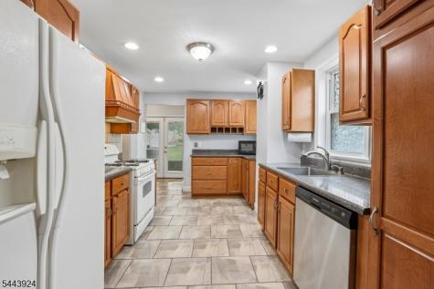 21 Birch Street West Orange NJ 07052