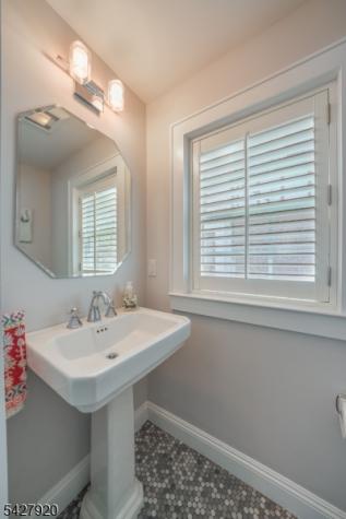 114 Coleman Avenue Chatham NJ 07928