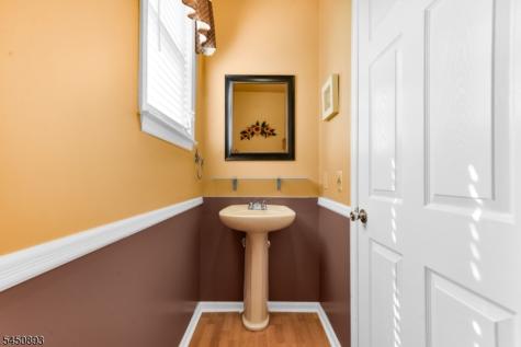 5 Pegasus Place Washington NJ 07840