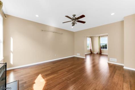 5 Pegasus Place Washington NJ 07840