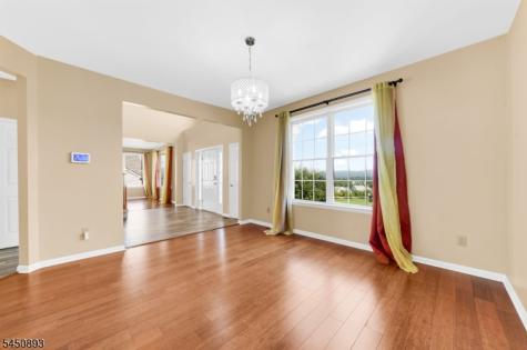 5 Pegasus Place Washington NJ 07840