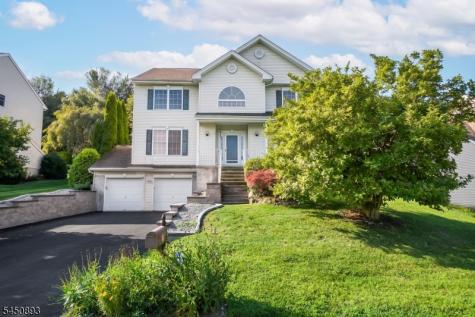 5 Pegasus Place Washington NJ 07840
