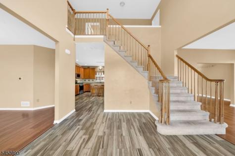 5 Pegasus Place Washington NJ 07840