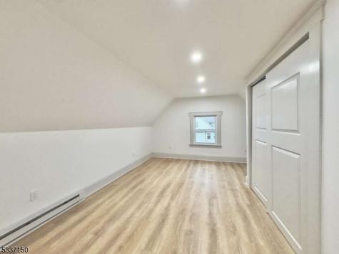 14 Roosevelt Avenue East Orange NJ 07017